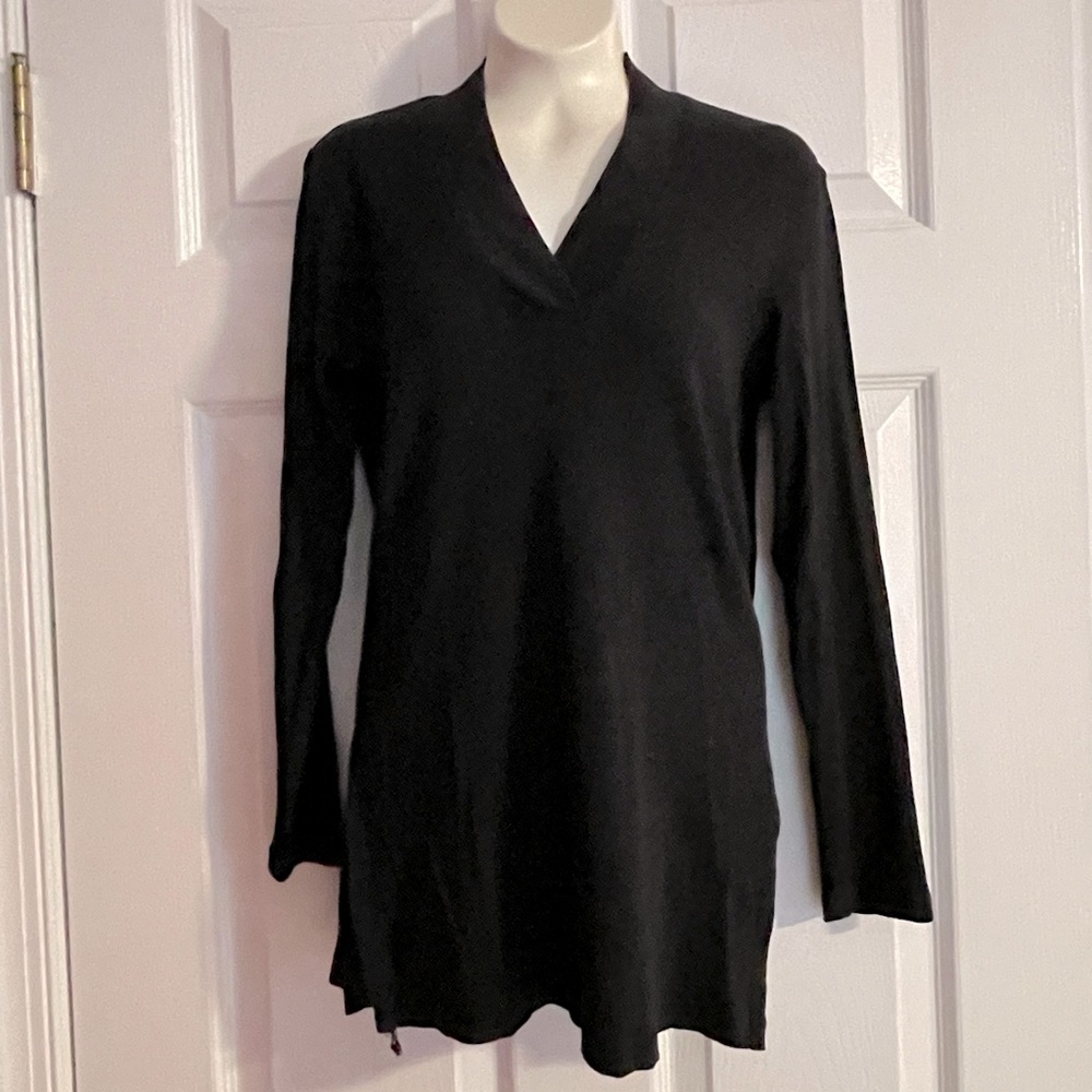 🆑🎉LAST CHANCE!! Talbots petites black shirt
